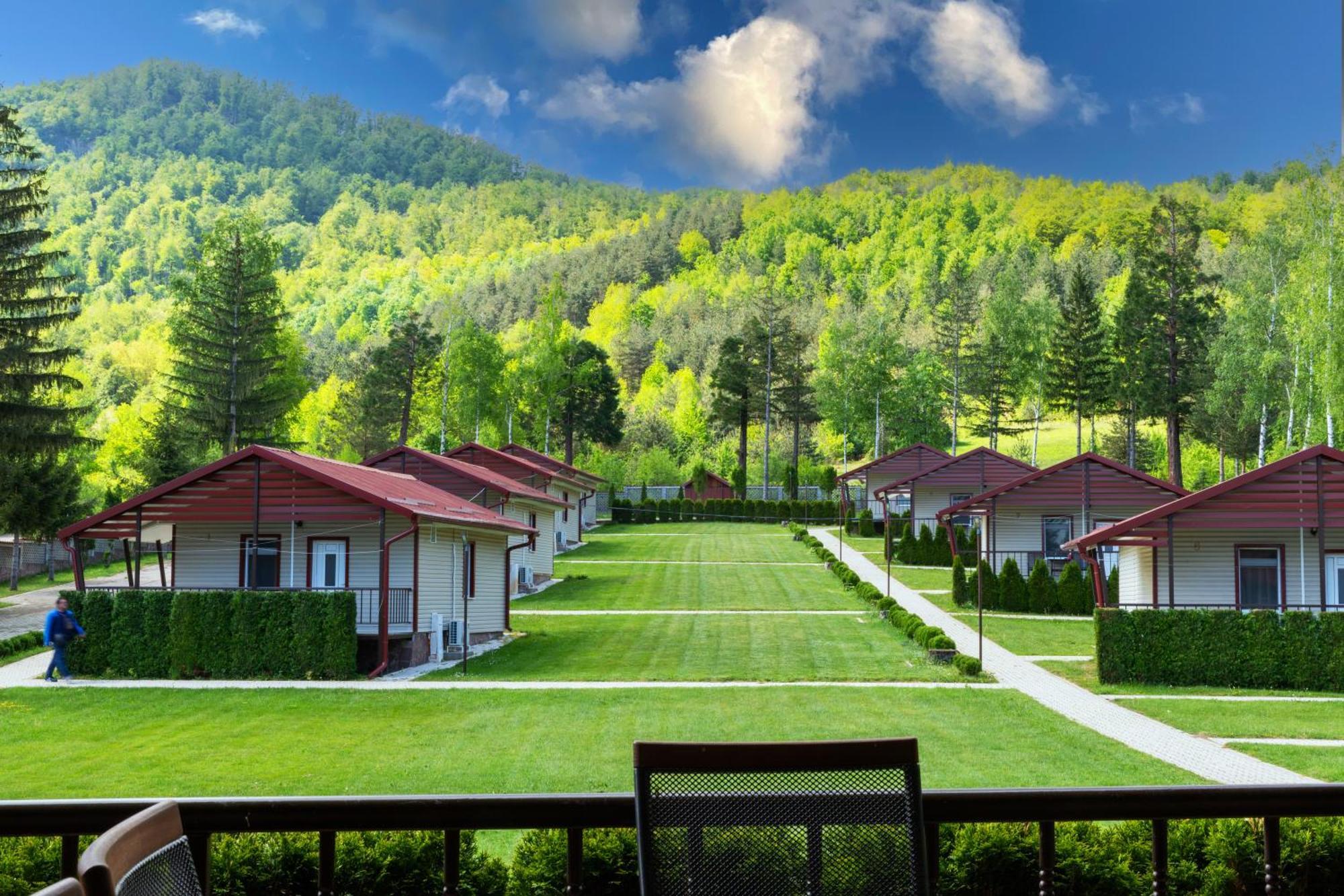 Почивен Комплекс Минкови Бани Vŭrshets Exterior foto